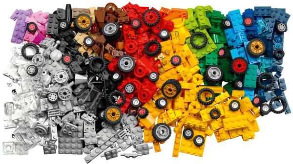 LEGO Classic 11014 – Bricks on Wheels