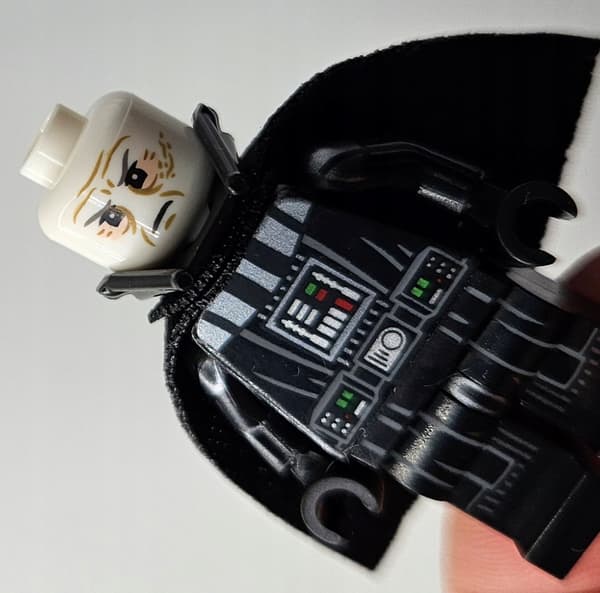 Lego Star Wars minifigure sw0209 Darth Vader /