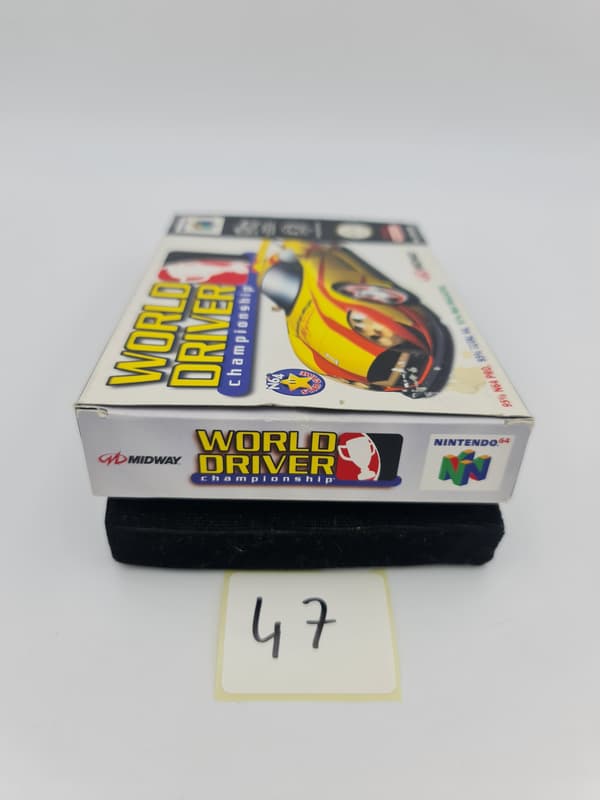 NINTENDO 64 WORLD DRIVER CHAMPIONSHIP CARDBOARD BOX