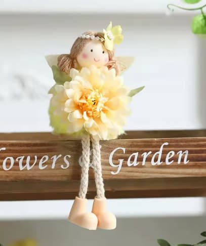 PLUSH DOLL, SITTING DOLL, FIGURINE, ORNAMENT, SPRING DECORATION, 16 CM