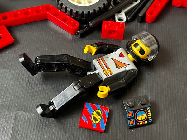 8244 LEGO Modular Construction