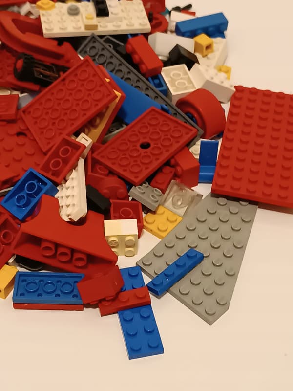 Lego bricks – Set / Various / Assorted