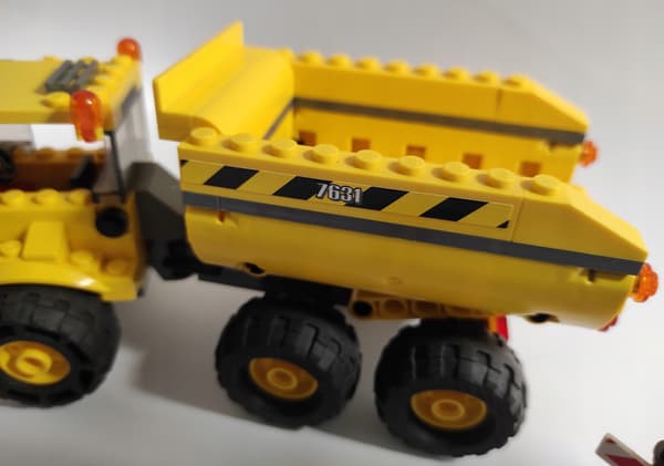 LEGO City: 7631 – Dump Truck