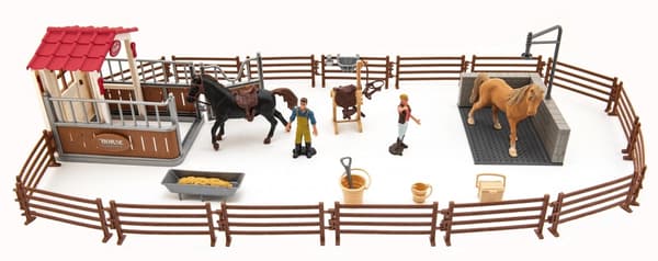 Padok + horse paddock + stables + 2 horses