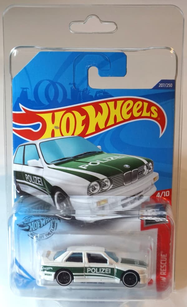 HOT WHEELS 92 BMW M3 POLIZEI UNIQUE + PROTECTOR – NEW SPRING-DRIVE CAR