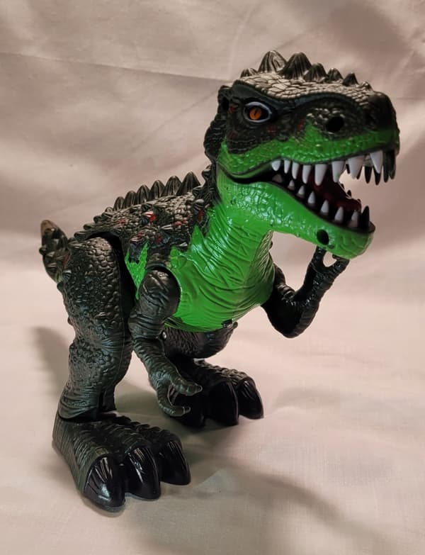 Realistic Dinosaur Figurine, Large Size, Physical and Virtual Play
