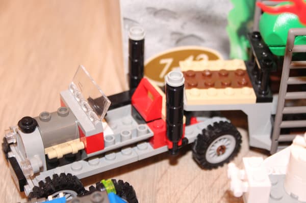 LEGO Classic ADVENTURES 5975 BOX, INSTRUCTIONS, T-Rex Transport SET