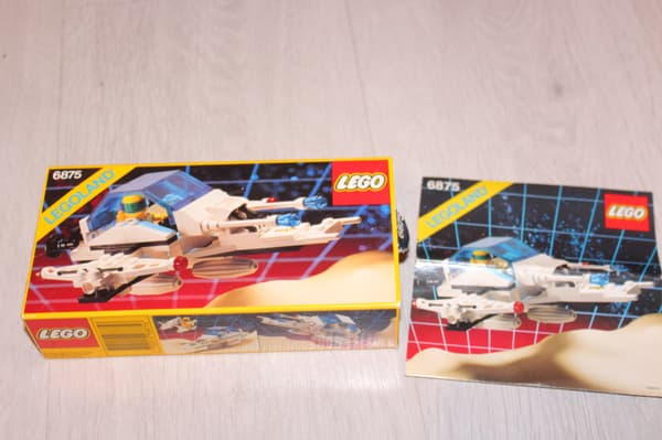LEGO SPACE CLASSIC 6875 Box, Instructions and Hovercraft Set
