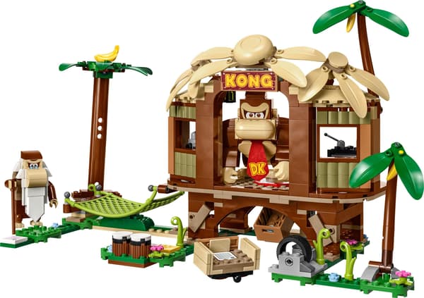 LEGO Super Mario 71424 Donkey Kong’s Treehouse set, assorted colours.