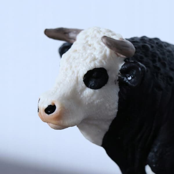 Realistic cow figurines, farm animal figurines, Easter eggs, cake toppers