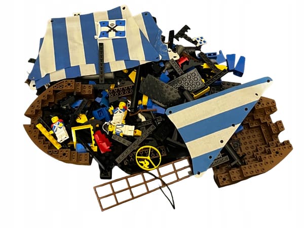6274 LEGO Governor Broadside’s Ship