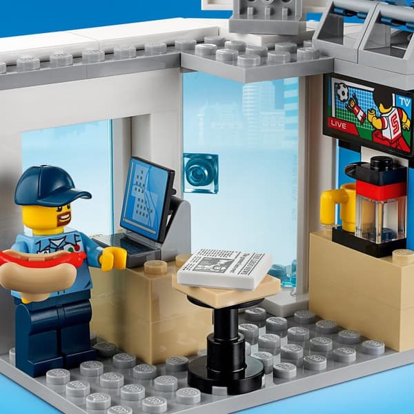 LEGO City 60257 Petrol Station
