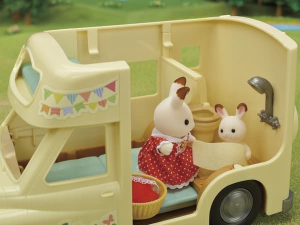 Sylvanian Families. Epoch camper van