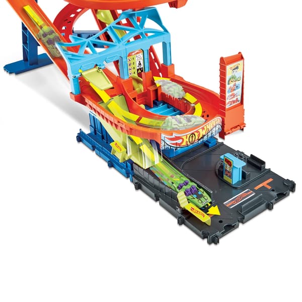 Hot Wheels Rally Rollercoaster Set with Motor HDP04