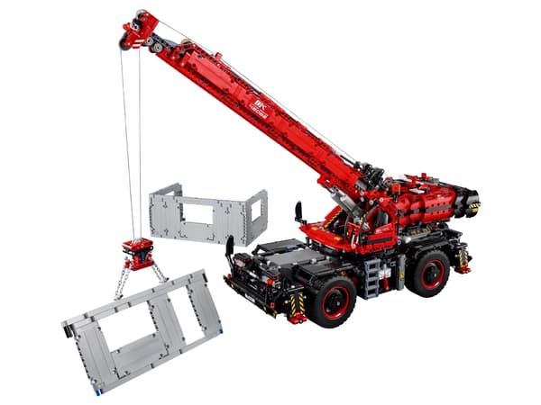 LEGO Technic 42082 Crane Set