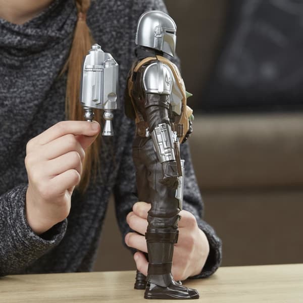 Grogu figurine from The Mandalorian – 30 cm figurine