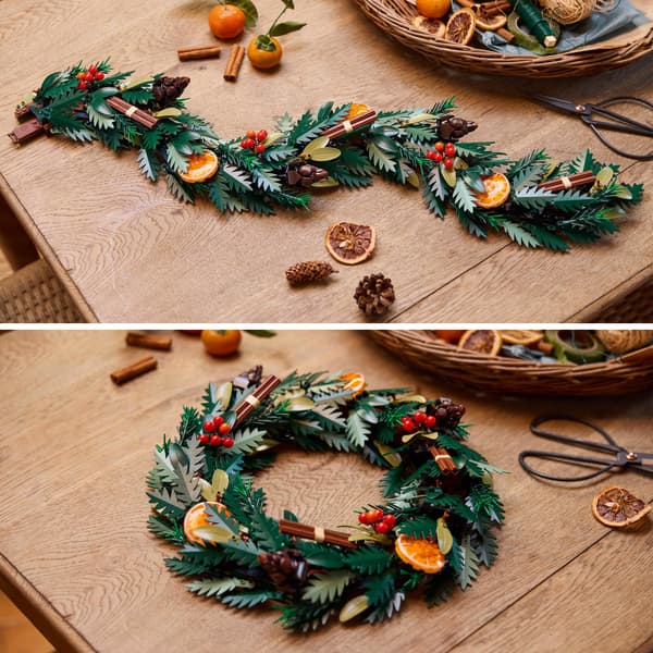 10340 LEGO Icons Wreath 10340