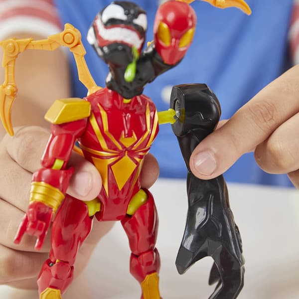 Marvel Spider-Man MixMashers Deluxe Figures with Interchangeable Parts – Red