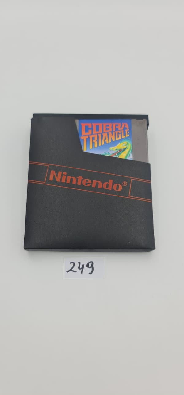 NINTENDO NES COBRA TRIANGLE