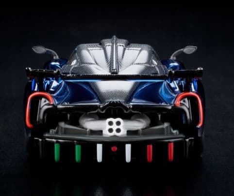 '21 Pagani Huayra R RLC in a display case, blue'