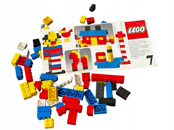 7-2 LEGO Universal Building Set