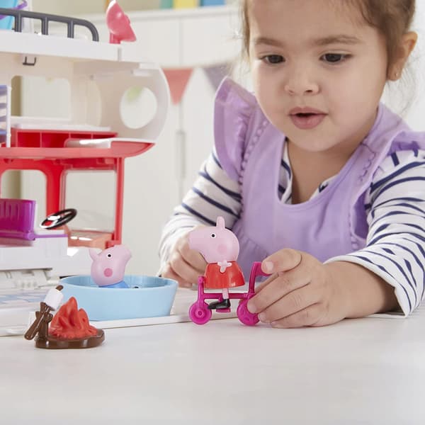 Peppa Pig Family Camper Van F2182