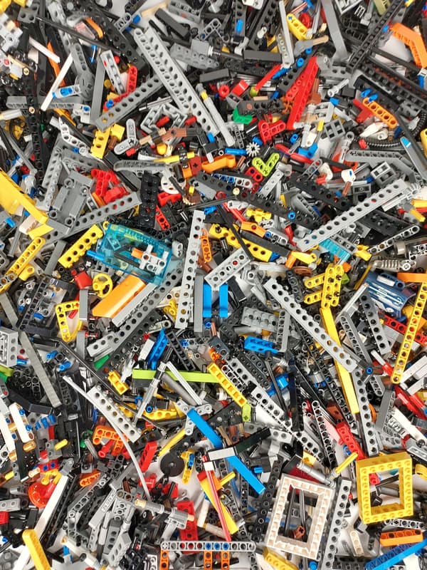 LEGO TECHNIC MIX BRICKS. A whole host of ideas! Sorted, Genuine, 0.5kg