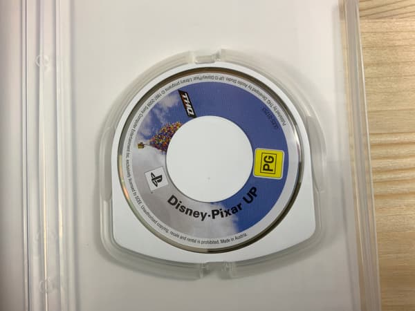 DISNEY PIXAR UP: The Perfect PSP Set