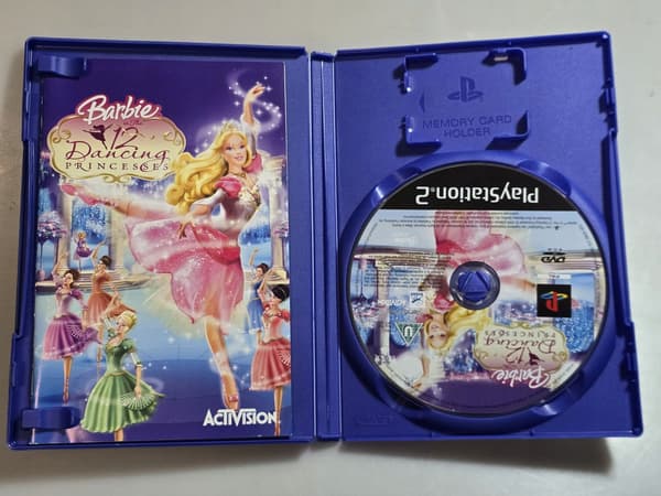 BARBIE IN THE 12 DANCING PRINCESSES PS2