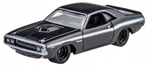 Hot Wheels Premium '70 Dodge Hemi Challenger PROTEKTOR Boulevard