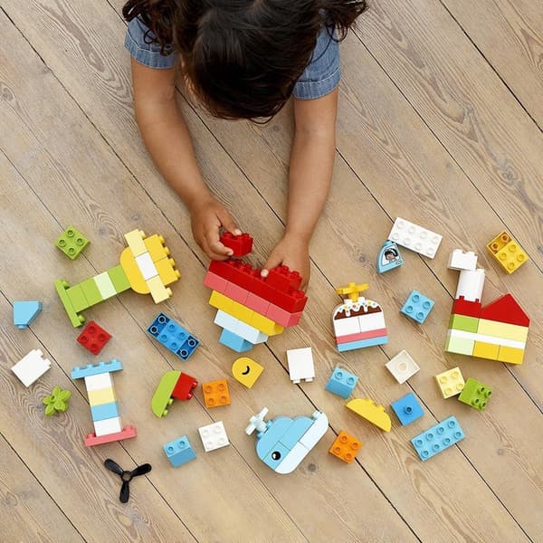 LEGO DUPLO – Box with a Heart (10909) GIFT SET