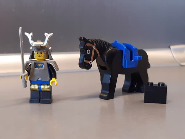 LEGO Castle 6013 Samurai Swordsman