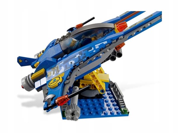 LEGO 7066 Alien Conquest: Earth Defence Command Centre