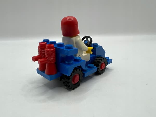 LEGO 6605 Road Racer Town
