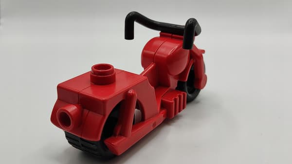 Lego Duplo red motor bricks
