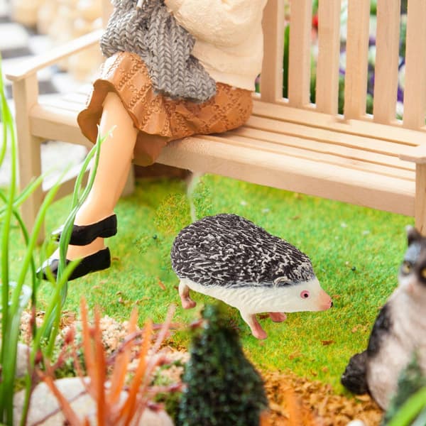 Educational Model: Little Animal Figurine – Walking Hedgehog Gift Figurine