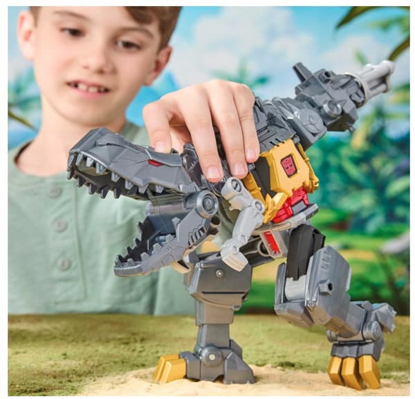 TRANSFORMERS CYBERWORLD GRIMLOCK CHOMP & BATTLE TRANSFORMING FIGURINE