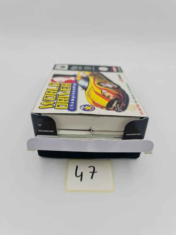 NINTENDO 64 WORLD DRIVER CHAMPIONSHIP CARDBOARD BOX