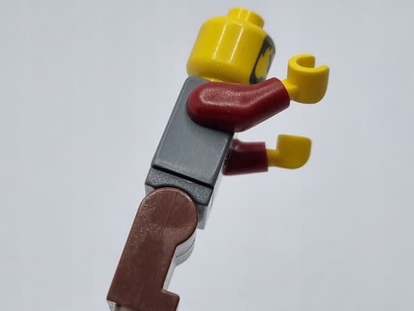 LEGO 7020 Vikings minifigure: VIKING WARRIOR 5d vik018