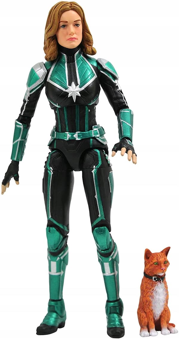 NEW DIAMOND SELECT CAPTAIN MARVEL FIGURE