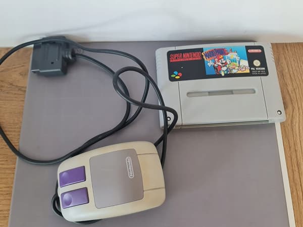 Mario Paint + MOUSE + Nintendo SNES mouse mat (boxed)