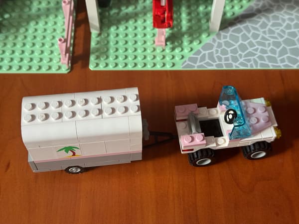 LEGO 6419 Town Paradisa Rolling Acres Ranch Stable with Paddock + poster