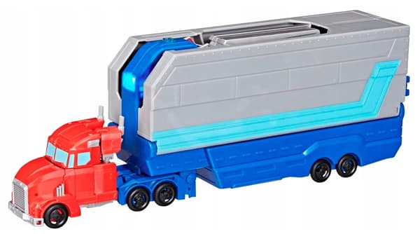TRANSFORMERS PLAY SET: OPTIMUS PRIME COMBAT TRAILER TOY FIGURE