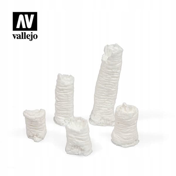 VALLEJO SC301 1:35 Scenics: Broken Palm Trunks [RESIN KIT]