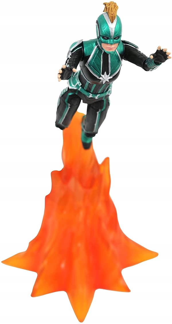 NEW DIAMOND SELECT CAPTAIN MARVEL FIGURE