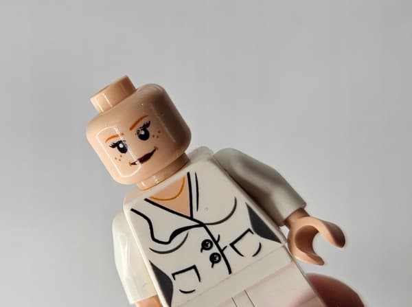LEGO SUPER HEROES FIGURE sh0068 sh068 Pepper Potts – White Suit DEFECT /