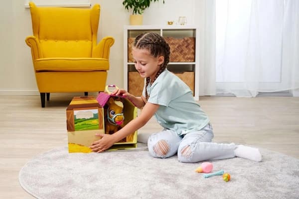 SIMBA PAMPER PETZ PONY INTERACTIVE TOY FOR CHILDREN – DRINKS AND WETS ITSELF
