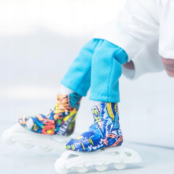 New: Finger Skates Learning Toys – Red