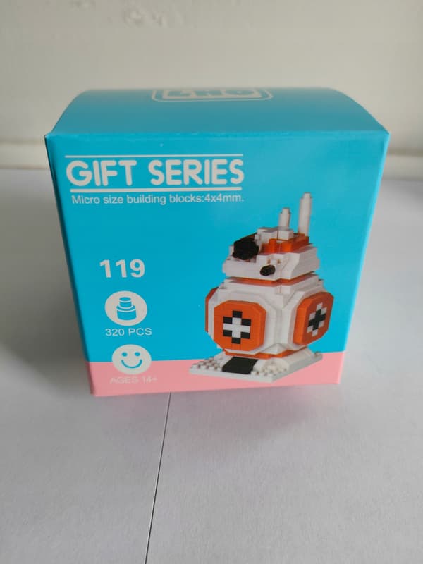 Star Wars BB-8 Building Blocks – A Gift