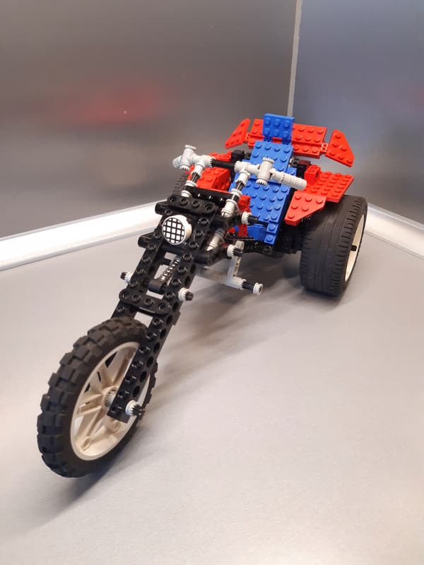 LEGO 8857 Technic Street Chopper